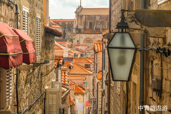 【欧洲邮轮】皇家加勒比海洋探险者号西班牙-法国-意大利-黑山-克罗地亚15日【巴塞罗那|尼斯|五渔村|罗马|科托尔|杜布罗夫尼克】