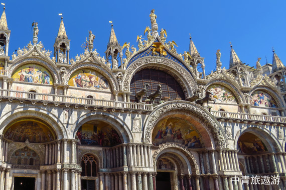 【欧洲】德国全境巡礼15天【维尔茨堡宫|波茨坦无忧宫|海德堡城堡|新天鹅堡|什未林城堡|柏林博物馆岛|绿穹珍宝馆|奔驰博物馆|莱茵河游船】