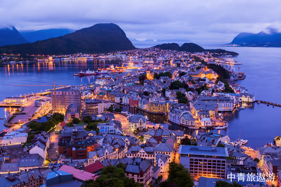 【睿游欧洲】一价全含-北欧四国三峡湾深度16日游【世界尽头北角+阿尔塔+罗弗敦+特罗姆瑟/罗瓦涅米+伊瓦洛/三大景观公路/双证书/塔林】