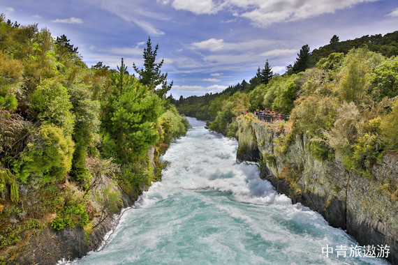 【大洋洲】新西兰北岛+南岛7晚10日【库克山国家公园|米佛峡湾游船|小蓝企鹅归巢|霍比特|怀托摩萤火虫洞  |爱哥顿牧场】