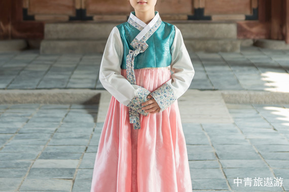 【亚洲】韩国济州岛5日【城山日出峰|阿里郎跆拳道表演秀|柱状节理带|涯月海岸道路|东门市场|莲洞步行街+新罗免税店】