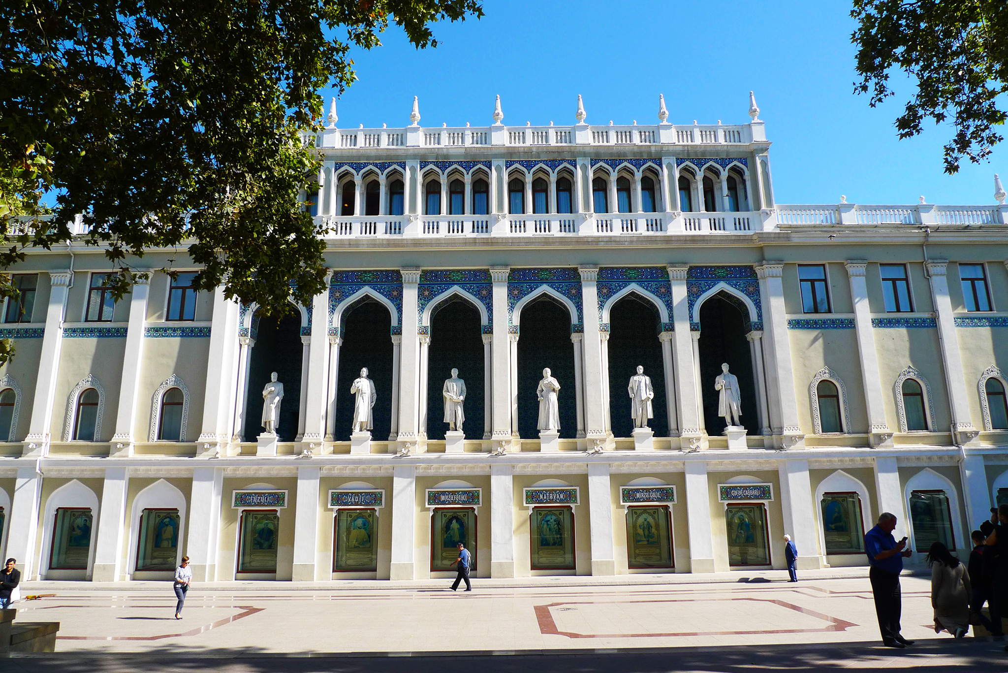 【亚洲】阿塞拜疆+格鲁吉亚+亚美尼亚10晚12天【高加索山|黑海|里海|诺亚方舟|马特维利大峡谷|塞凡湖游船|第比利斯缆车】