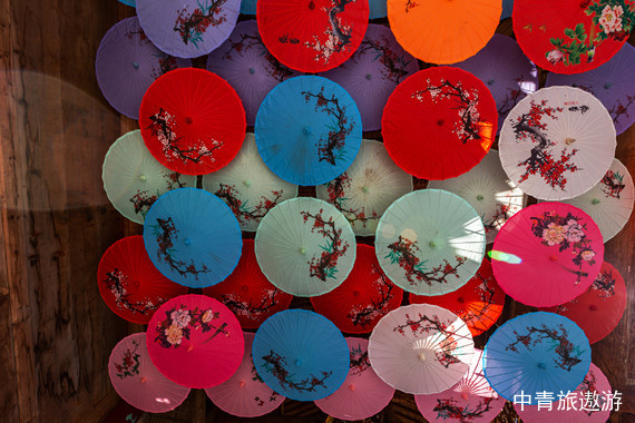 【遨游徽州】黄山+西递+宏村+婺源5日跟团游【徽风赣韵|VIP小团|6人发团12人封顶|3晚五钻酒店|1晚宏村特色民宿|体验制作徽州烧饼】