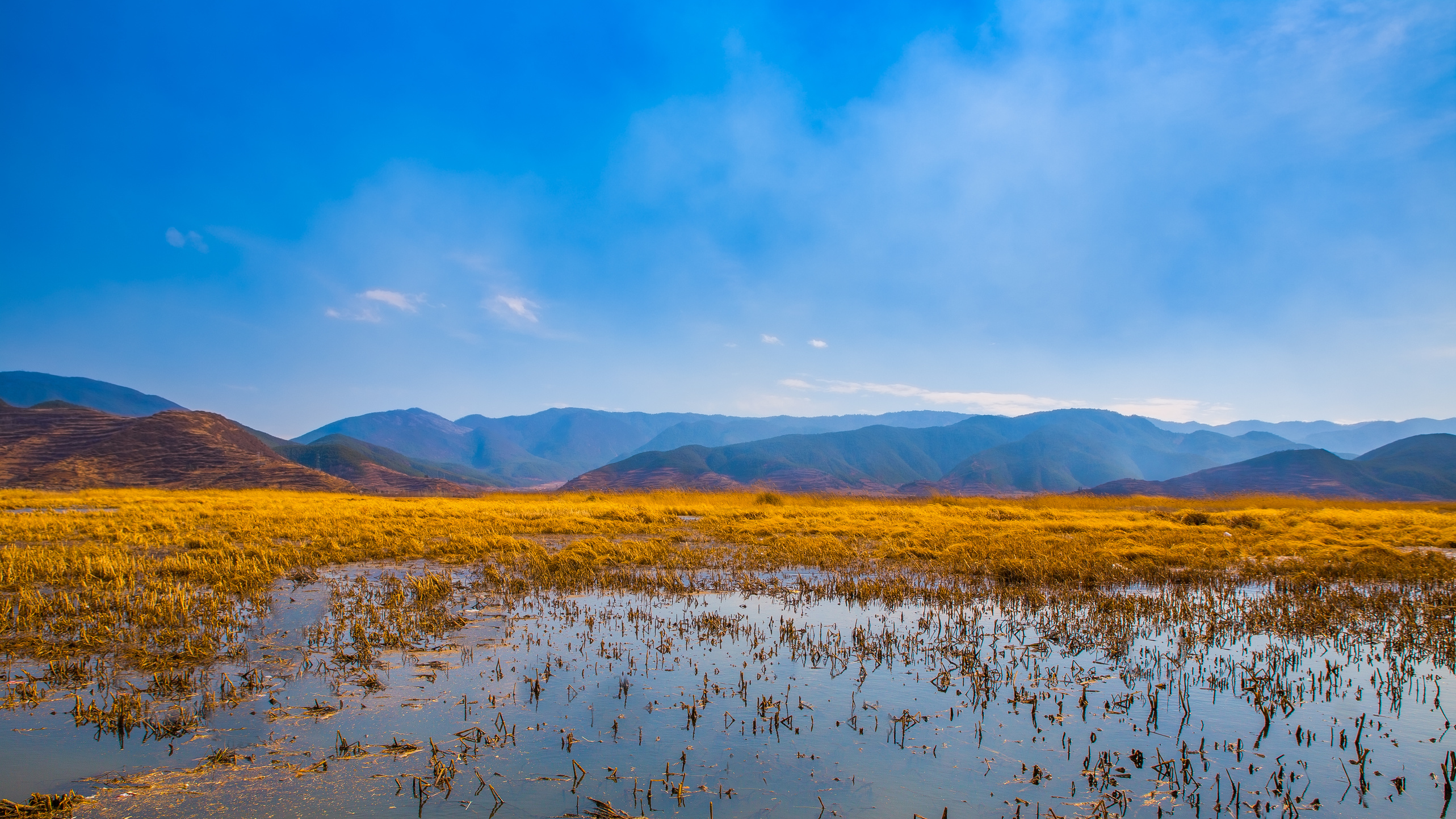 【云南】麗江+瀘沽湖+香格里拉雙飛6日【玉龍十三峰觀景臺+瀘沽湖觀景臺+草海走婚橋+女神灣+虎跳峽+普達措國家森林公園】
