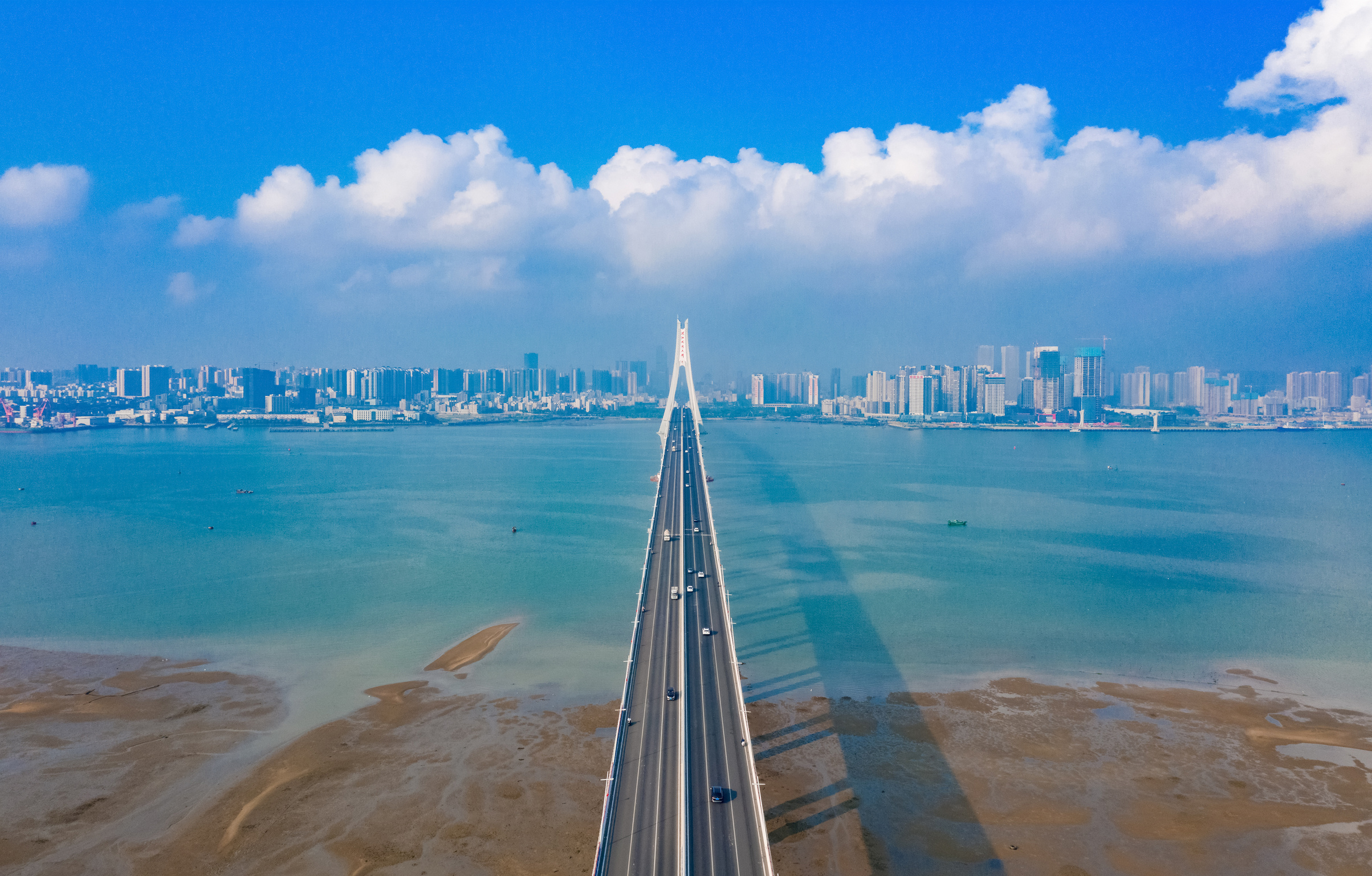 【广东】耀•广东全景10城3湾1岛 双飞8日【广州+佛山+开平+中山+珠海+深圳+惠州+汕头+汕尾+潮州】一车一导，纯玩0限制0购物，