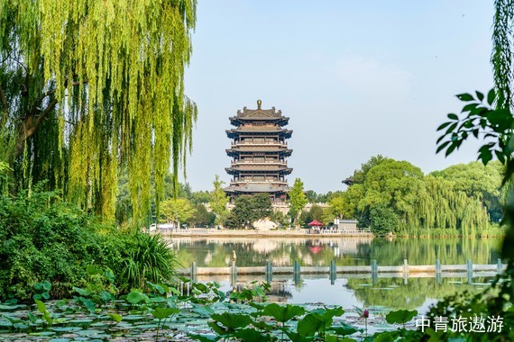 【山东】济泰曲青岛当地五日游【趵突泉+大明湖+芙蓉街+曲水亭街+泰山+三孔+栈桥+信号山+德国总督府旧址博物馆+八大关+崂山+太清宫】